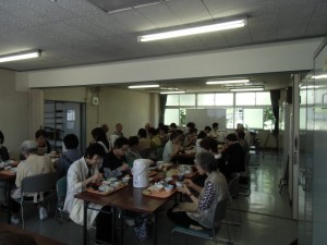 画像1(食事の様子)