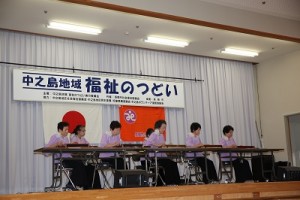 初登場！峰の会の皆様による大正琴の演奏